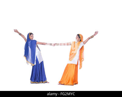 Les danseurs de danse folklorique bhangra M.# 779E 779D; Banque D'Images