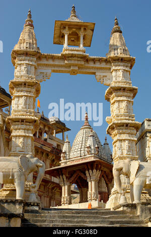 Entrée décorative Jagat Shiromani temple , Jaipur , Rajasthan , Inde Banque D'Images