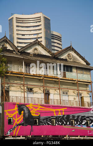 Kala ghoda peinture murale représentant Bombay Mumbai Maharashtra ; ; ; l'Inde 21 12 2009 Banque D'Images