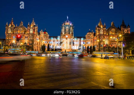 Gare ferroviaire La Gare Chhatrapati Shivaji (CST) , anciennement appelé Victoria Terminus, l'un des plus célèbres édifices de Mumbai Banque D'Images