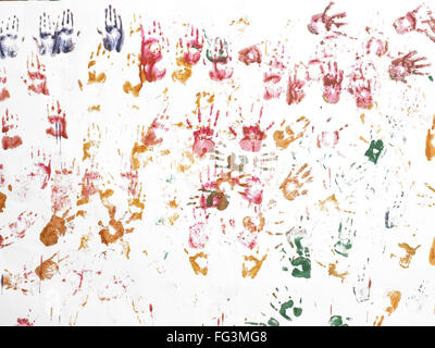 tirages à la main sur papier blanc Banque D'Images