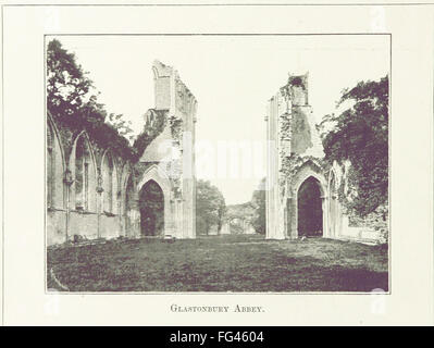 Ce livre vintage fournit une revue des métiers locaux de Glastonbury, offrant un guide illustré des différents magasins, marchés et activités commerciales dans la région. Banque D'Images