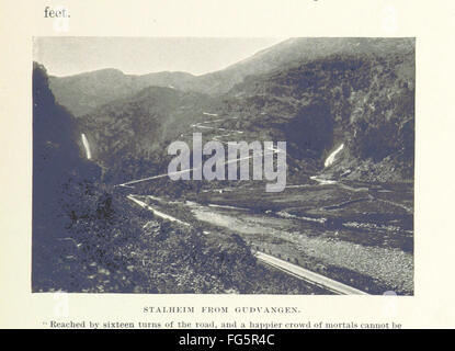 Un livre intitulé 'A voyage to Viking-Land', avec quatre-vingt-neuf illustrations et une carte de la Norvège et du Spitzberg. Il documente le voyage vers ces terres nordiques, fournissant des représentations visuelles détaillées de l'histoire et de la géographie viking. Banque D'Images