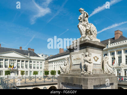Place des Martyrs de la Patria memorial à Bruxelles. Le nom actuel de cette place fait référence aux morts de la jours de Septembre Banque D'Images