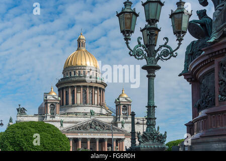 La Cathédrale Saint Isaac, la Place St Isaac, Saint Petersburg, région nord-ouest, République de Russie Banque D'Images