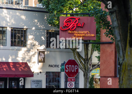 Restaurant sign dans la Pearl District, Portland, Oregon Banque D'Images