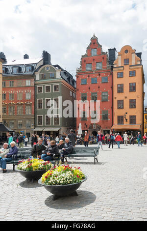 Dans les bâtiments médiévaux, Stortorget Gamla Stan (vieille ville), Stadsholmen, Stockholm, Suède Banque D'Images