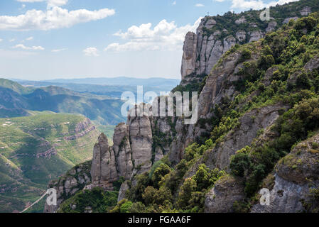 Vue aérienne de Montserrat, près de abbaye bénédictine Santa Maria de Montserrat, Monistrol de Montserrat, en Catalogne, Espagne Banque D'Images