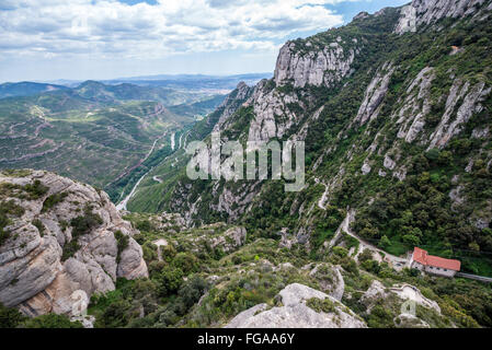 Vue aérienne de Montserrat, près de abbaye bénédictine Santa Maria de Montserrat, Monistrol de Montserrat, en Catalogne, Espagne Banque D'Images