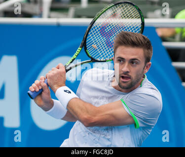 Delray Beach, Florida, US. 16Th Jun 2016. Wild card professionnel tennis TIM SMYCZEK se rallièrent à oust n° 7 seed Donald Young à l'ATP World Tour Delray Beach Ouvrir dans Delray Beach, Floride 1-6, 7-6 (2), 6-2 l'avance pour la finale. Credit : Arnold Drapkin/ZUMA/Alamy Fil Live News Banque D'Images