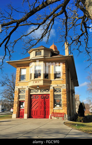 L'Elgin Fire Grange n° 5, maintenant un musée, a été construit en 1903 et mis hors service en 1991. Elgin, Illinois, USA. Banque D'Images