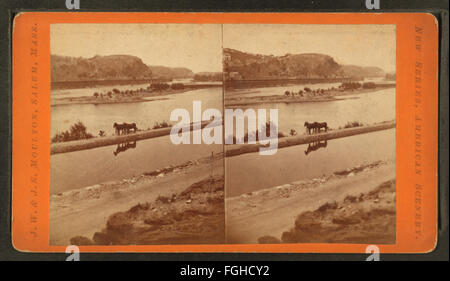Cette photographie de la collection Robert N. Dennis montre Bolivar Heights, capturée depuis Maryland Heights, mettant en évidence la vue panoramique et les caractéristiques du paysage. Banque D'Images