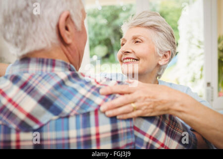 Happy senior couple dancing Banque D'Images