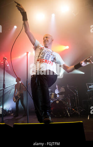 Fontaneto d'Agogna en Italie. 19 février 2016. Le groupe de rock italien effectue NEGRITA vivre sur la scène du phénomène au cours de la Tournée 'Club' 2016 Credit : Rodolfo Sassano/Alamy Live News Banque D'Images