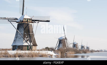 Les moulins à vent de Kinderdijk en Hollande Banque D'Images