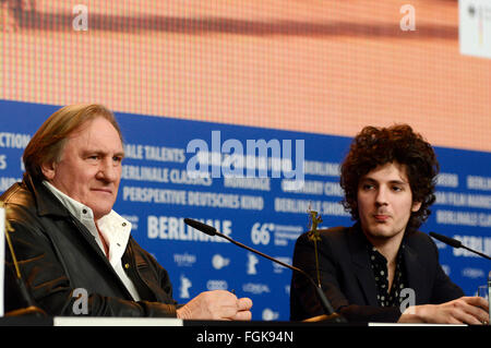 Gérard Depardieu et Vincent Lacoste durant la 'Saint Amour' conférence de presse au 66e Festival International du Film de Berlin / Berlinale 2016 le 19 février 2016 à Berlin, Allemagne. Banque D'Images