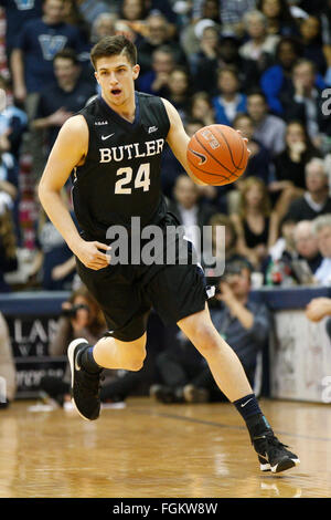 Villanova, Pennsylvania, USA. Feb 20, 2016. Les Bulldogs de Butler guard Kellen Dunham (24) en action au cours de la jeu de basket-ball de NCAA entre les Bulldogs de Butler et les Wildcats de Villanova au pavillon de Villanova, en Pennsylvanie. © csm/Alamy Live News Banque D'Images