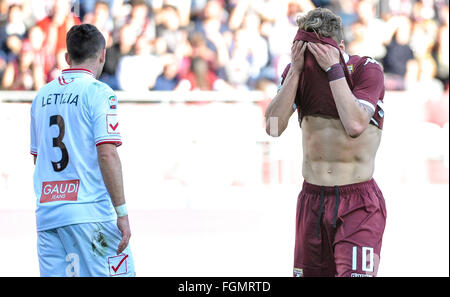 Turin, Italie. Feb 21, 2016. Ciro immobile est déçu après avoir raté une chance au cours de la série d'un match de football entre Torino FC et FC Carpi. Le résultat final du match est 0-0 © Nicolò Campo/Pacific Press/Alamy Live News Banque D'Images