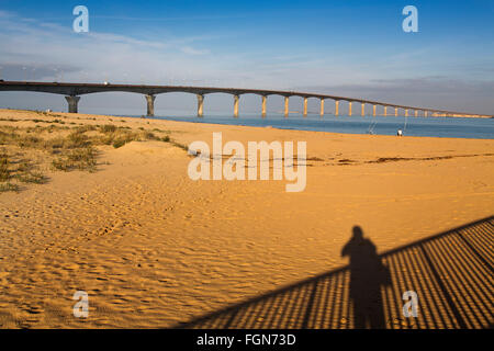 Pont de La Rochelle à l'île de Ré, Charente-Maritime France Banque D'Images