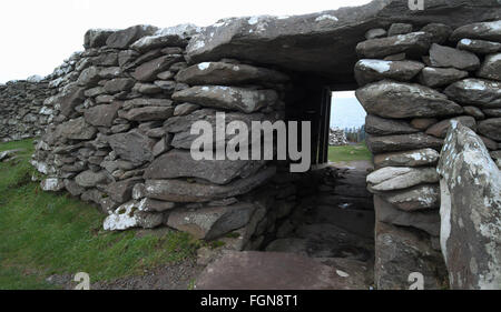 Dunbeg fort, d'un promontoire d'âge fort sur la Slea Head Drive, péninsule de Dingle, comté de Kerry, Irlande. Banque D'Images