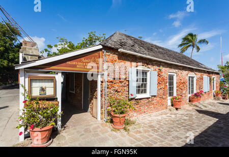 L'Admiral's Inn, l'ancienne maison malade, Nelson's Dockyard, English Harbour, l'Antigua, Antigua-et-Barbuda, Antilles Banque D'Images