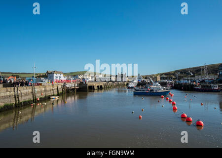 Baie ouest Dorset un magnifique port de pêche sur la côte du Dorset Banque D'Images