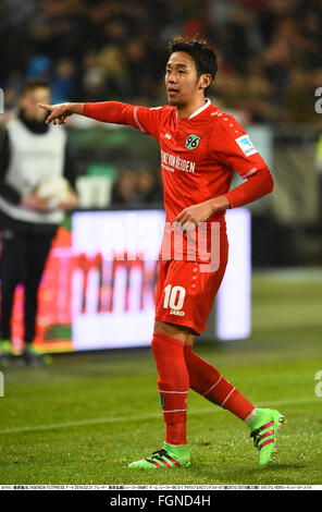 Hanovre, Allemagne. Feb 21, 2016. Hiroshi Kiyotake (Hannover) Football/soccer : match de Bundesliga entre Hannover 96 0-1 FC Augsburg IDH-Arena de Hanovre, Allemagne . © Takamoto Tokuhara/AFLO/Alamy Live News Banque D'Images