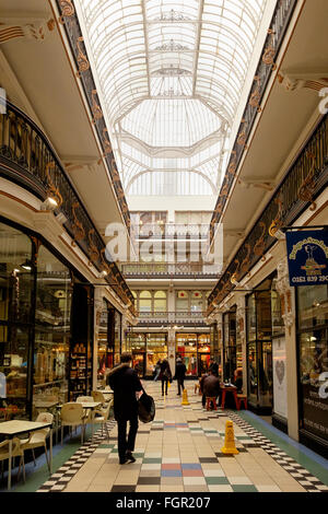 Manchester, UK - 17 Février 2016 : Intérieur de l'Arcade Barton, Manchester Banque D'Images