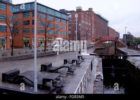 Manchester, UK - 17 Février 2016 : P16 et du patrimoine d'un bâtiment industriel sur Red Hill Street, Manchester central Banque D'Images