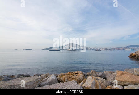 Dalt Vila à Ibiza Ville Hill sur la baie le 17 décembre 2015 à Ibiza, Iles Baléares, Espagne. Banque D'Images