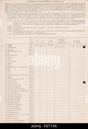 Période d'après-guerre, dédazification, questionnaire du Gouvernement militaire américain, 15.5.1945, droits additionnels-Clearences-non disponible Banque D'Images