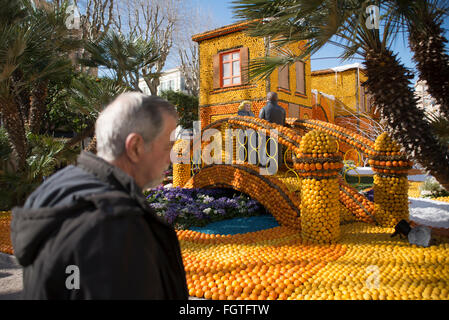 France : Festival des citrons à Menton Banque D'Images