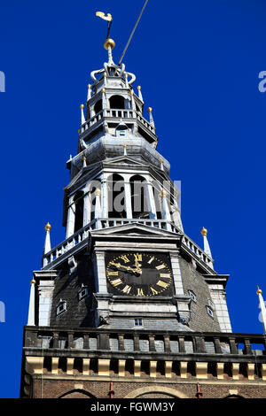 Tour de l'horloge de l'Oude Kerk, ancienne église, Amsterdam, Pays-Bas Banque D'Images