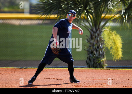 Port Charlotte, en Floride, aux États-Unis. Feb 22, 2016. Vous VRAGOVIC | fois.Rays de Tampa Bay de premier but Logan Morrison (7) au cours de l'entraînement de printemps des rayons à Charlotte Sports Park à Port Charlotte, en Floride, le Lundi, Février 22, 2016. © Vous Vragovic/Tampa Bay Times/ZUMA/Alamy Fil Live News Banque D'Images