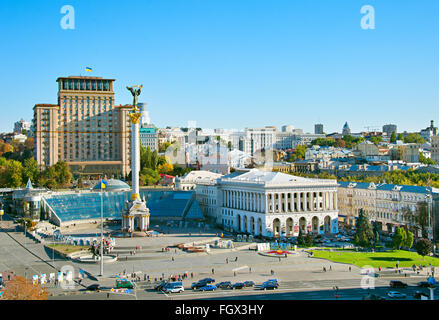 Vue sur la place de l'indépendance (Maidan Nezalezhnosti à Kiev (Ukraine) Banque D'Images