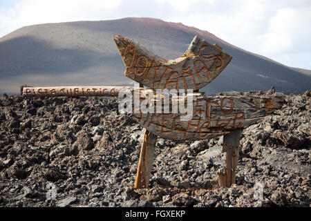 Signal, Ruta de los Volcanoes, Parque Nacional de Timanfaya, Lanzarote island, archipel des Canaries, l'Espagne, l'Europe Banque D'Images