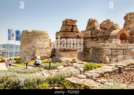 Vestiges des anciens remparts, NESSEBAR, Bulgarie Banque D'Images