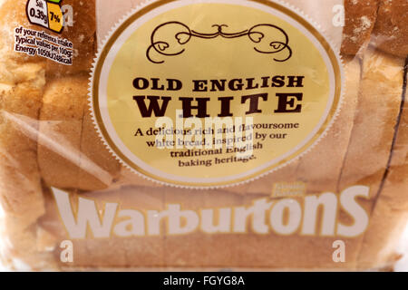 Warburton's Old English white le pain coupé en tranches. Banque D'Images