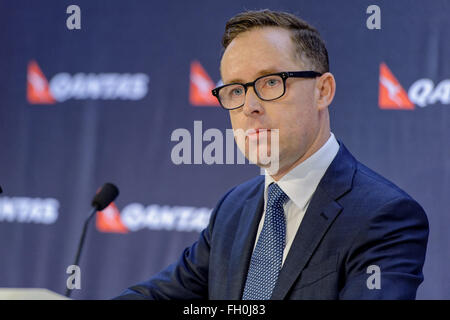 Sydney, Australie. Feb 23, 2016. Groupe Directeur général de Qantas Alan Joyce a annoncé un résultat financier record, le meilleur de ses 95 ans d'histoire. Qantas a signalé un bénéfice sous-jacent avant impôts de 921 millions de dollars pour les six mois terminés le 31 décembre 2015. © Hugh Peterswald/Pacific Press/Alamy Live News Banque D'Images