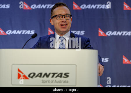 Sydney, Australie. Feb 23, 2016. Groupe Directeur général de Qantas Alan Joyce a annoncé un résultat financier record, le meilleur de ses 95 ans d'histoire. Qantas a signalé un bénéfice sous-jacent avant impôts de 921 millions de dollars pour les six mois terminés le 31 décembre 2015. © Hugh Peterswald/Pacific Press/Alamy Live News Banque D'Images