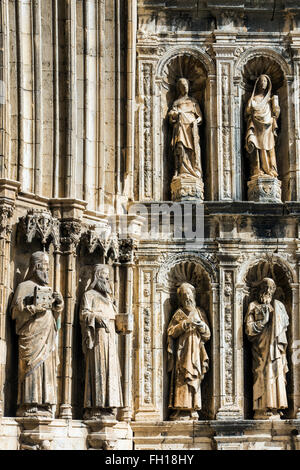 Entrée de la date du 14e siècle basilique gothique de Santa Maria la Mayor, Morella, Comunidad Valenciana, Espagne Banque D'Images