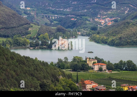 Castel Toblino im Trentin, Oberitalien - Castel Toblino dans le Trentin, en Italie du nord Banque D'Images