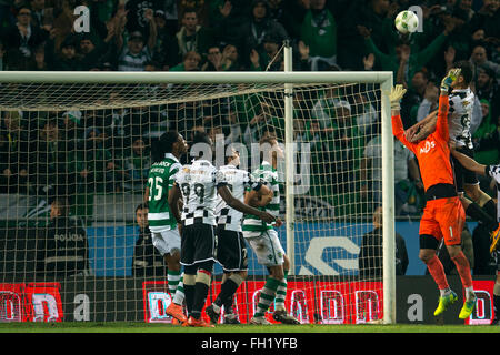 Sporting ganha por 2-0 Boavista ao e garante o primeiro lugar na Primeira Liga Portuguesa.Lisbonne, Portugal, le 18 Fev, 2016. (Photo de Gonçalo Silva) Banque D'Images