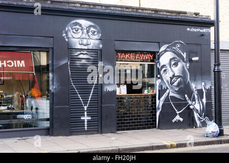 Fenêtre à emporter sur Chip shop BXTN dans Coldharbor Lane, Brixton. Banque D'Images