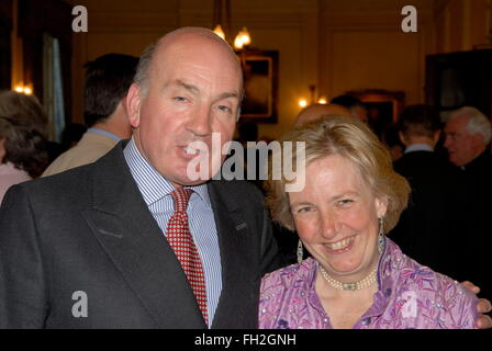 Général Lord Richard Dannatt et son épouse Philippa (Pippa) 1990s UK HOMER SYKES Banque D'Images