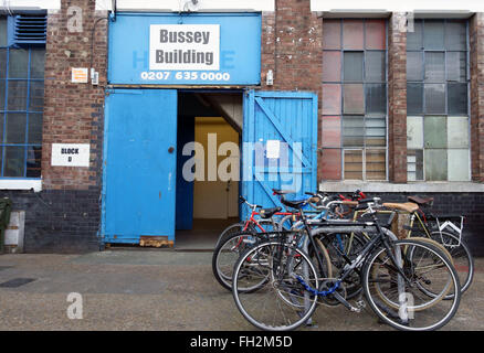 Bussey Building arts et centre de studios à Rye Lane, Peckham, dans le sud de Londres Banque D'Images