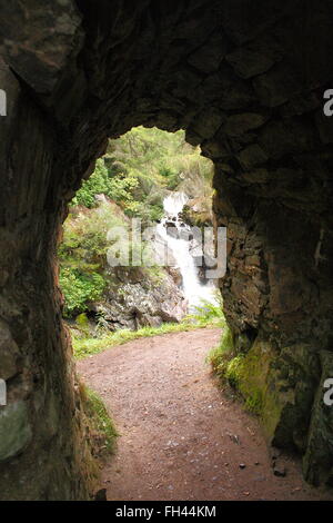 Les chutes de Bruar près de Blair Atholl Banque D'Images