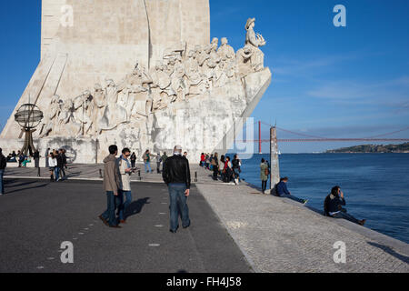 Portugal, Lisbonne, Belém, le Monument des Découvertes (Padrao dos Descobrimentos), ville monument, Tage waterfront promenad Banque D'Images