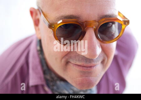 Berlin, Allemagne. Feb 20, 2016. GIANFRANCO ROSI, qui a gagné l'Ours d'or du festival de Berlin avec la crise des réfugiés documentaire à thème 'feu en mer." Rosi est un réalisateur, monteur, producteur et scénariste. Son film Sacro GRA a remporté le Golden Lion au 70e Festival International du Film de Venise. © Valentina Cala/ZUMA/ZUMAPRESS.com/Alamy fil Live News Banque D'Images