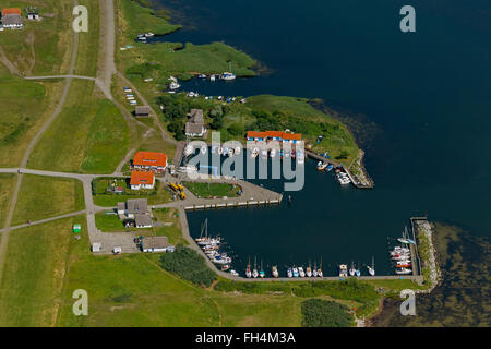 Vue aérienne du port de la Baltique, Neuendorf Hiddensee Hiddensee, de voiliers, de l'île de la mer Baltique Mecklembourg-Poméranie-Occidentale, Allemagne, Europe,, Banque D'Images